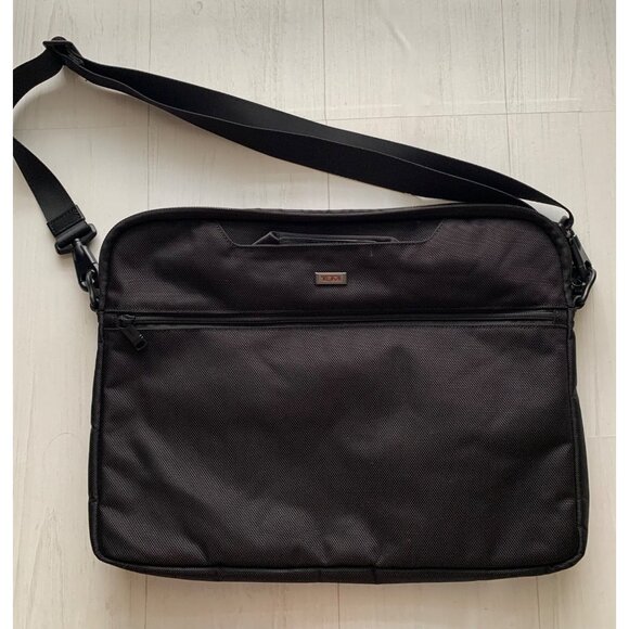 TUMI Laptop Bag - Picture 11 of 11